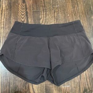 Lululemon speed up shorts size 4